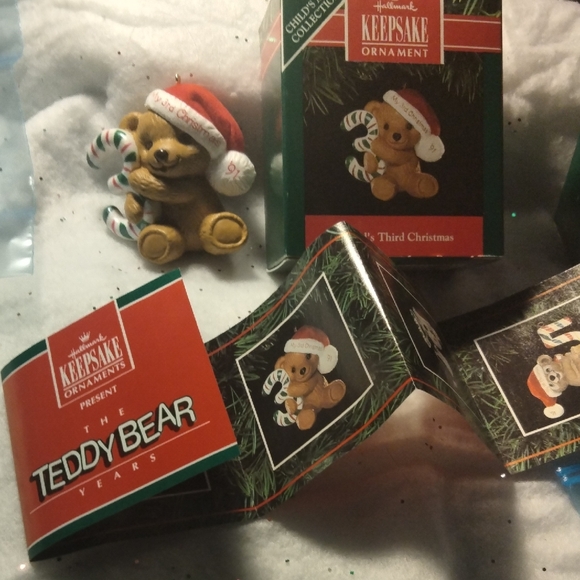 Hallmark Keepsake Ornament Child's Third Christmas 1991 (SKU 036) - Picture 4 of 9